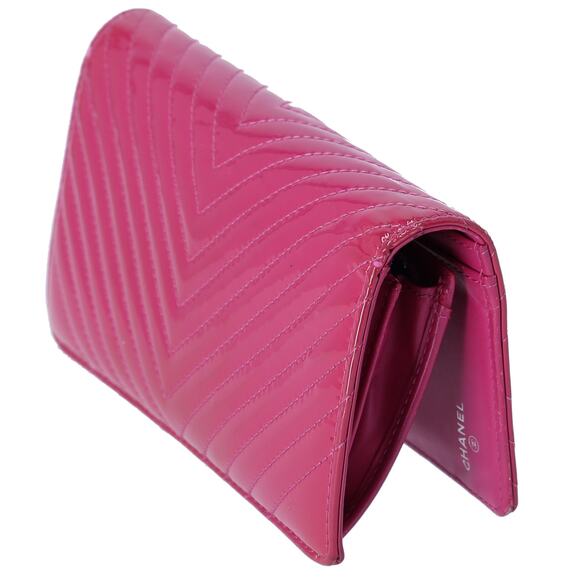 CHANEL V Stitch Chevron Long Bifold Wallet Pink Patent Leather - Picture 8 of 8